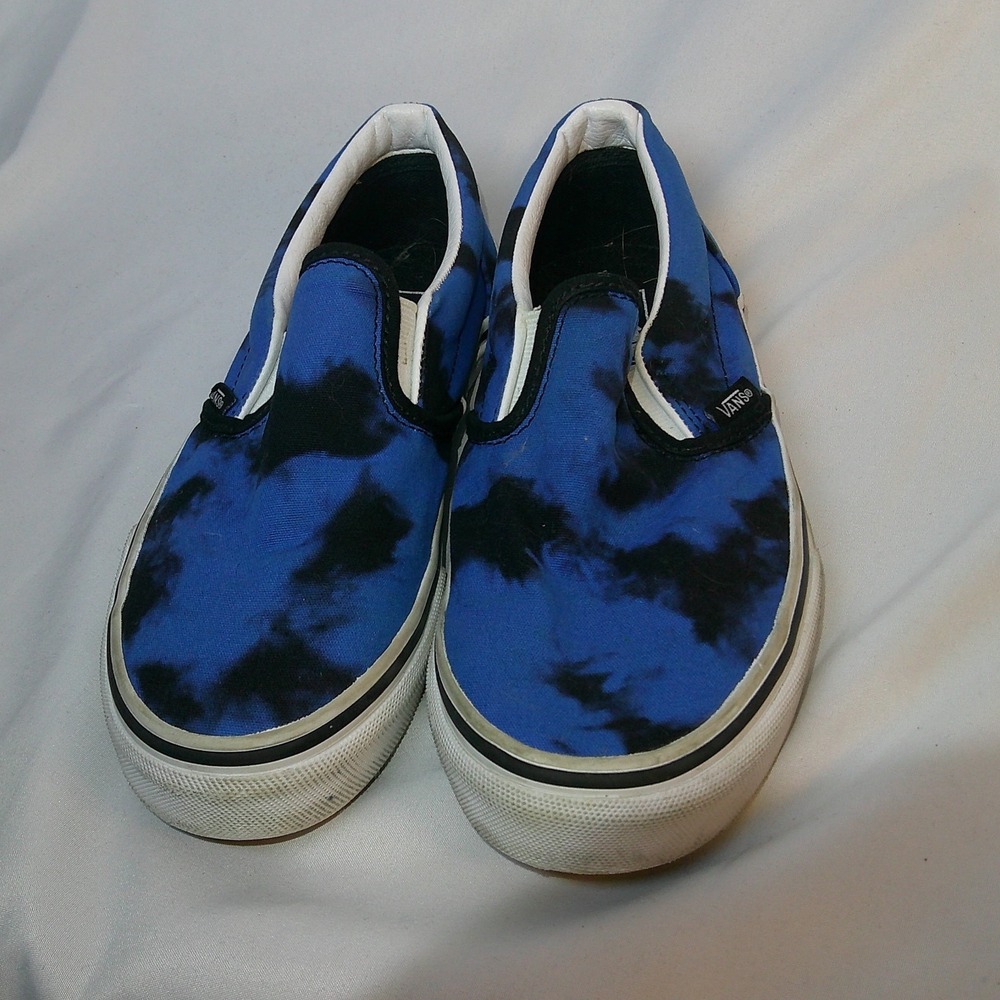 Vans Classic Slip-On Blue Black Tie Dye Canvas Skate Shoes Kids Size 4.0 US